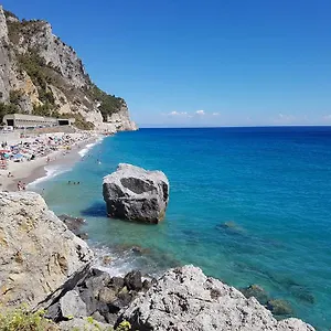 https://finarin.hotelitalianriviera.com